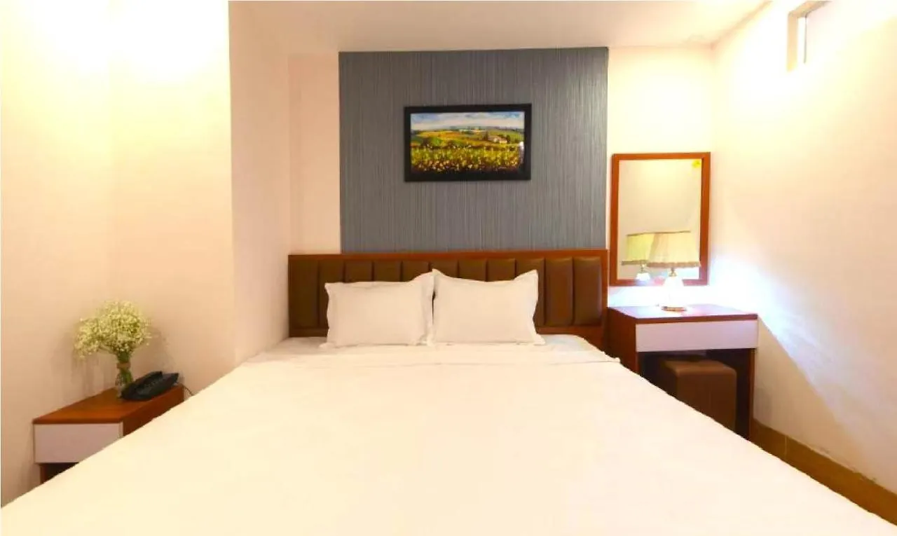Canary Nha Trang Hotel